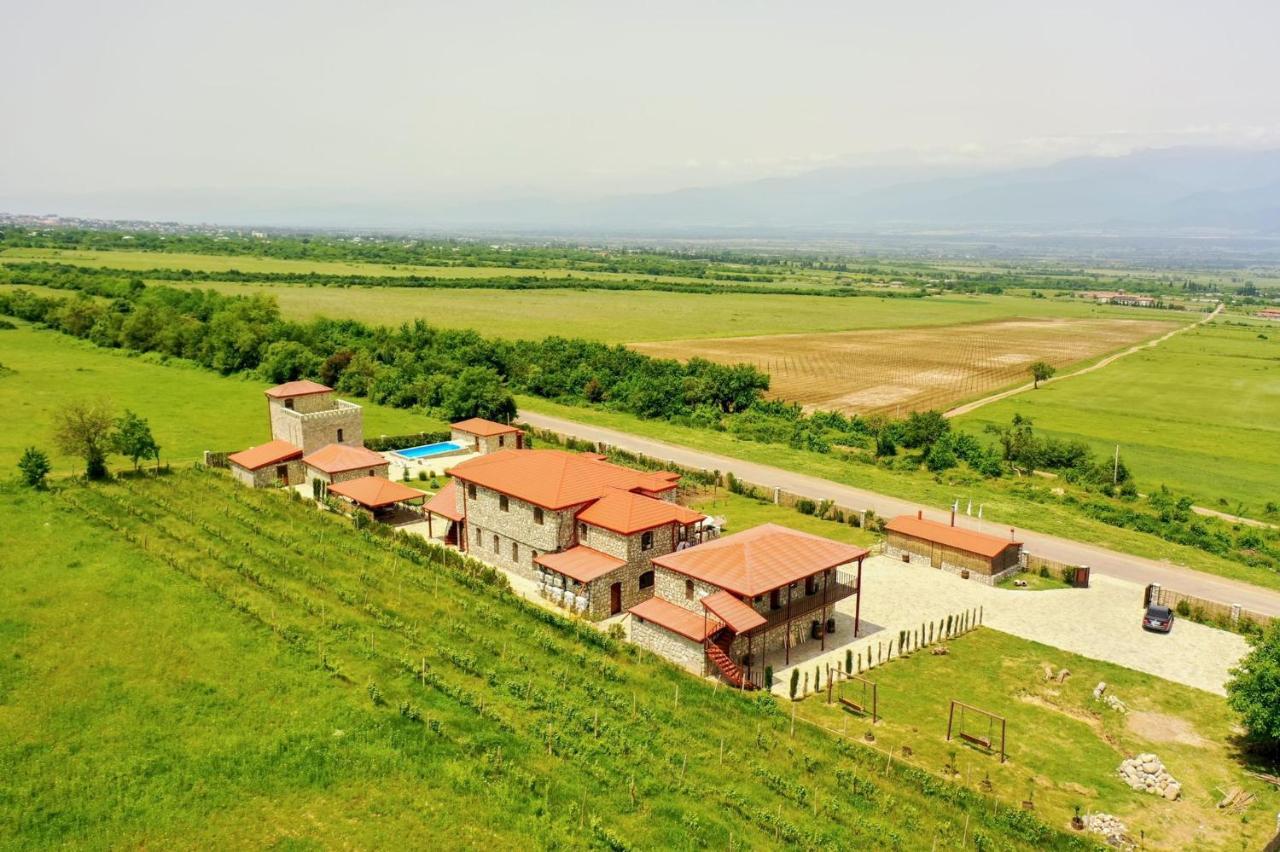Chateau Tetri Bairagebi White Flags Kisiskhevi Luaran gambar