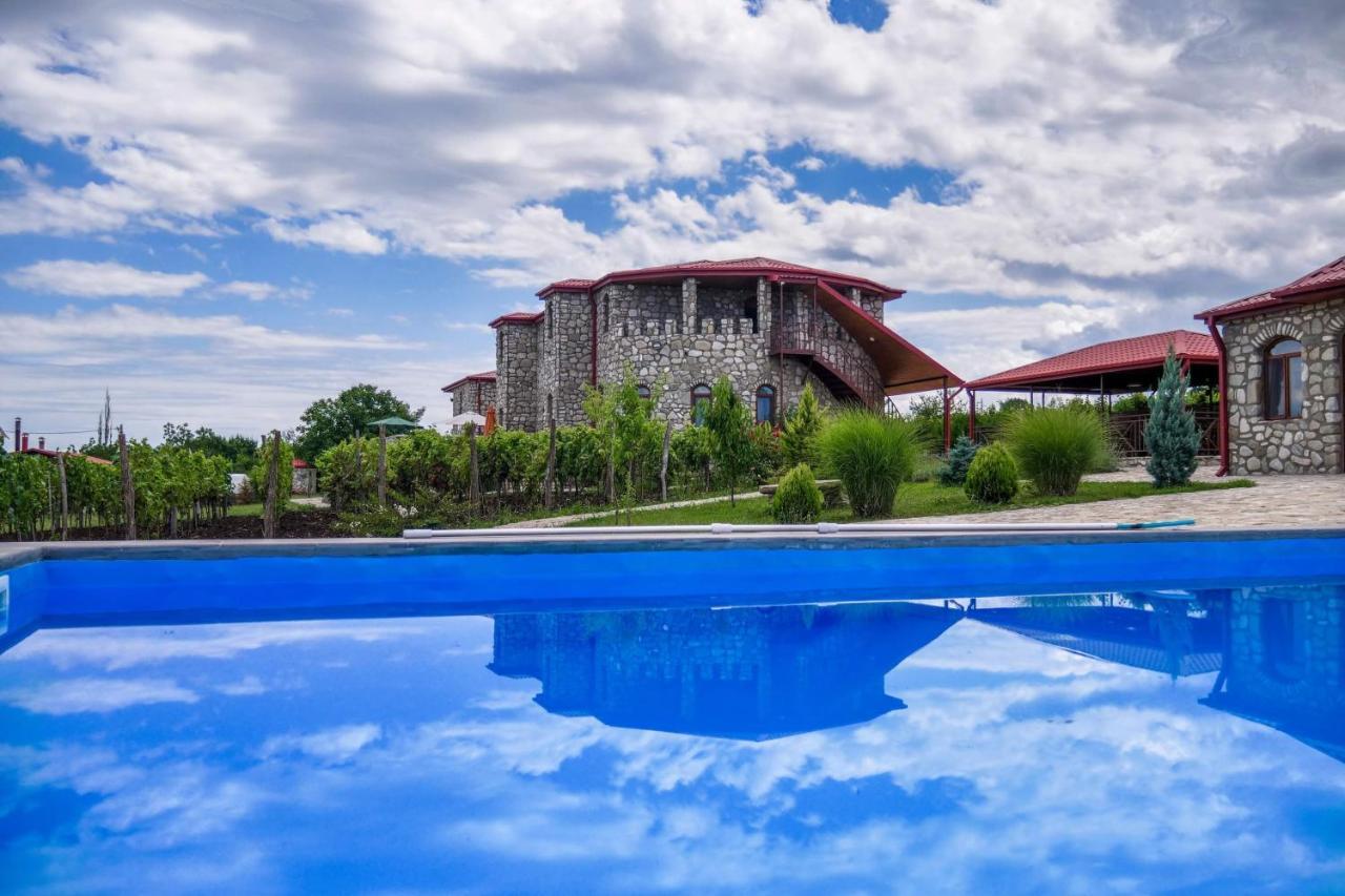 Chateau Tetri Bairagebi White Flags Kisiskhevi Luaran gambar
