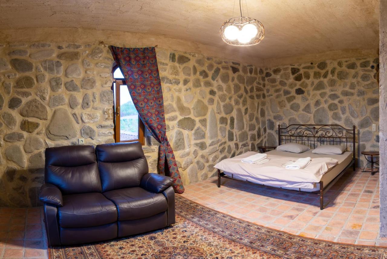 Chateau Tetri Bairagebi White Flags Kisiskhevi Luaran gambar