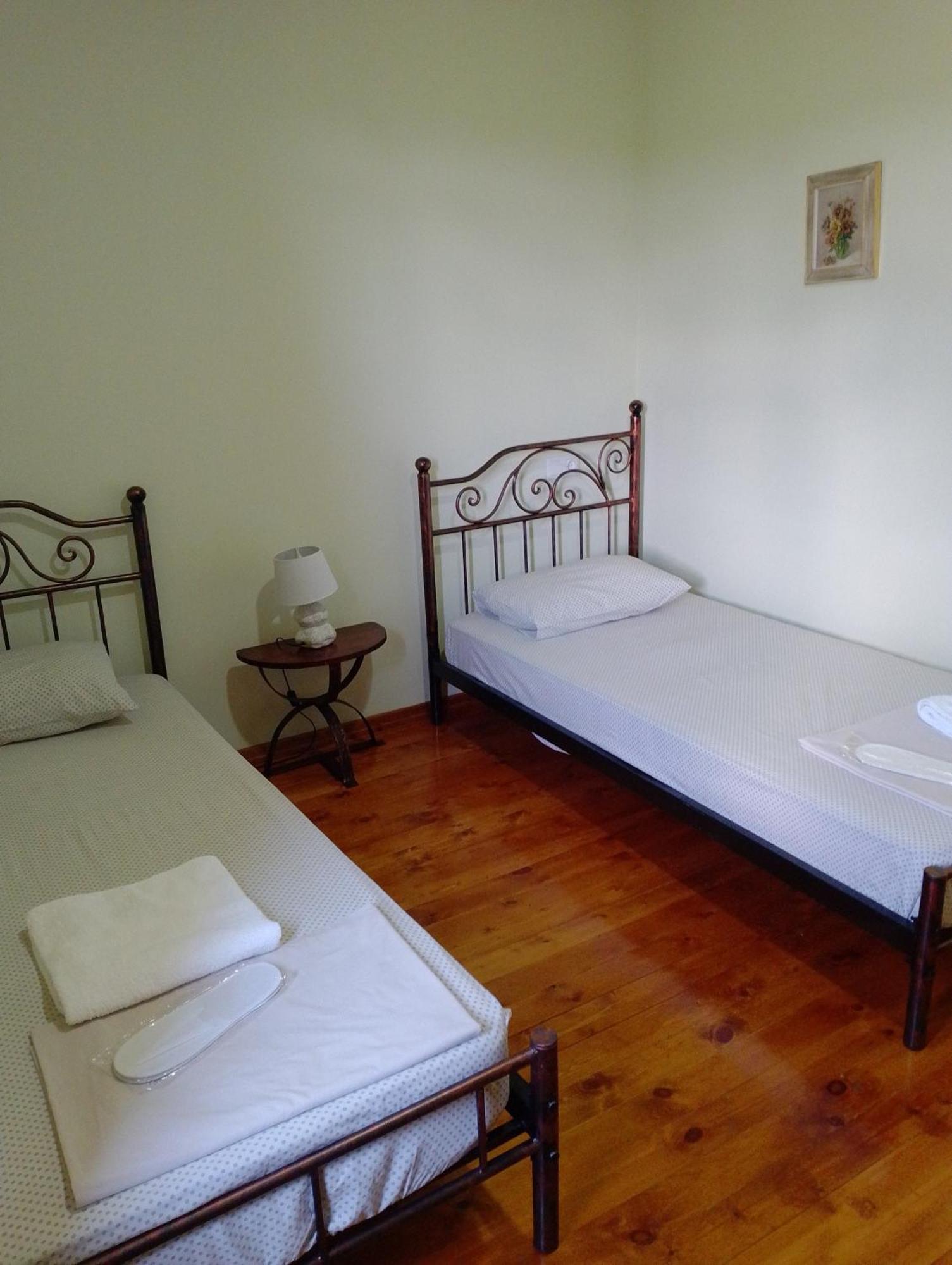 Chateau Tetri Bairagebi White Flags Kisiskhevi Luaran gambar